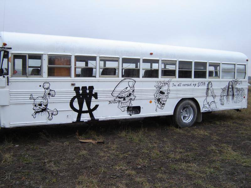 The bus  I painted with a can of tremclad and a brush