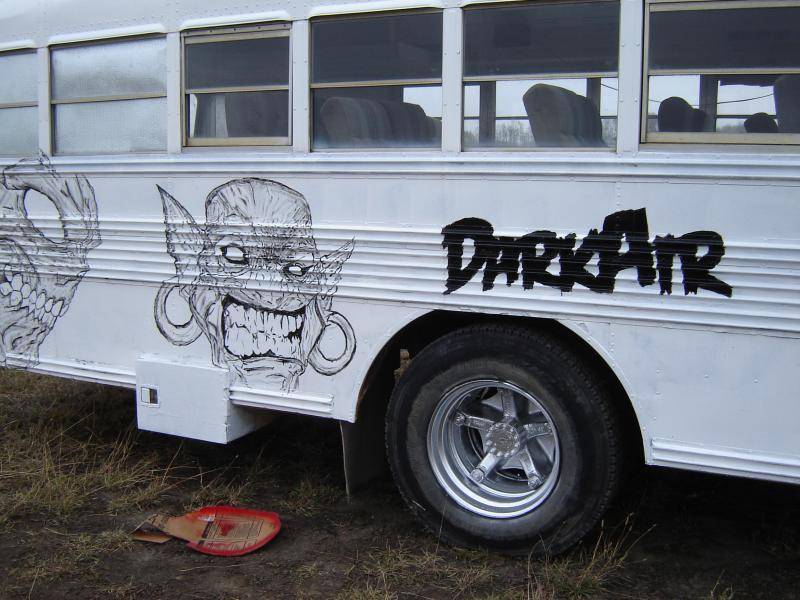 The bus  I painted with a can of tremclad and a brush