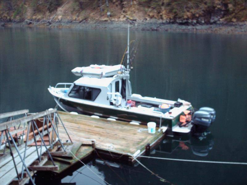 The Hewes at the cabin dock