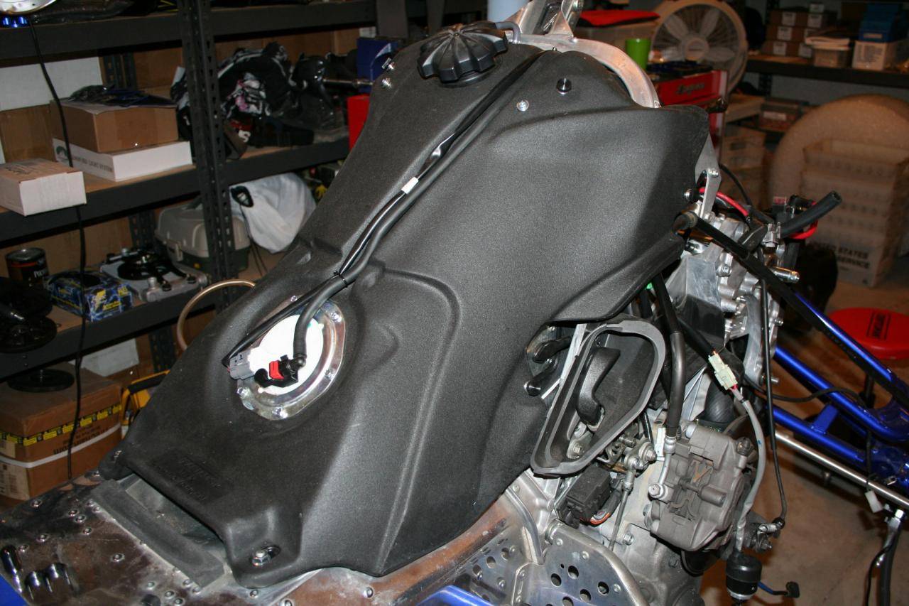 Trail Tank High Capacity Fuel Tank, Yamaha Nytro, Installation