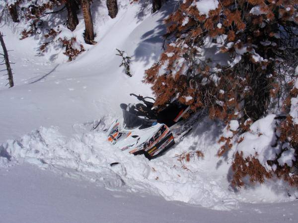 You can see where I landed in front of the sled. I smashed my led on the bars as I went over them.